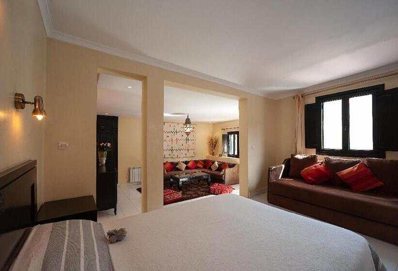Люкс с Террасой, Auberge Le Maquis