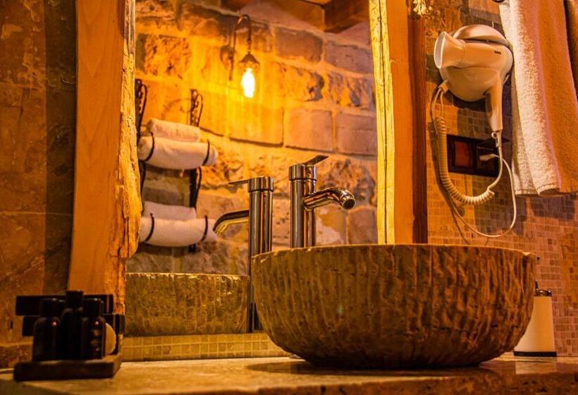 가든 전망 주니어 스위트, Junior Ottoman Cave