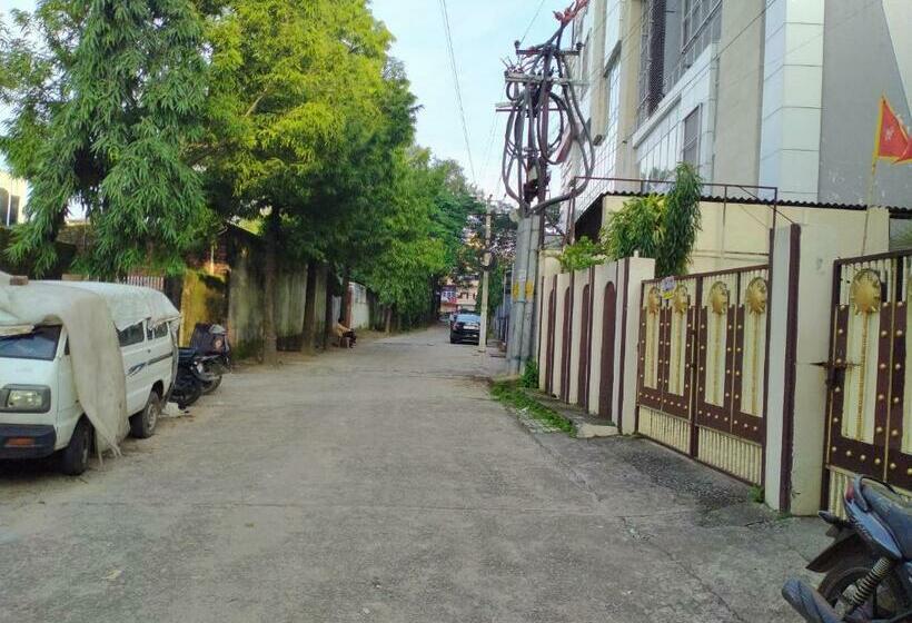 اتاق لوکس, Corporate Guest House