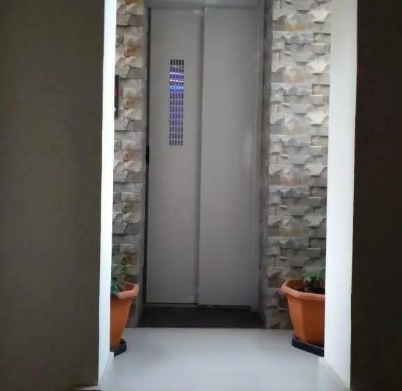 Economy Yhden Hengen Huone, Corporate Guest House
