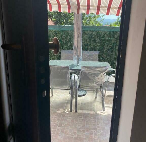 اتاق خانوادگی, B&b Paradiso Settecannelle