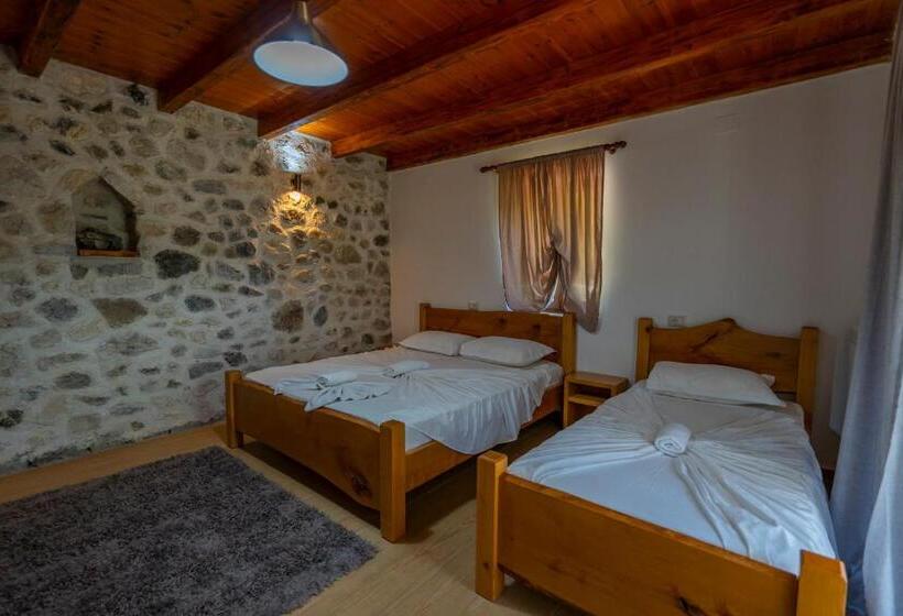 Трехместный Номер Комфорт, Gegest