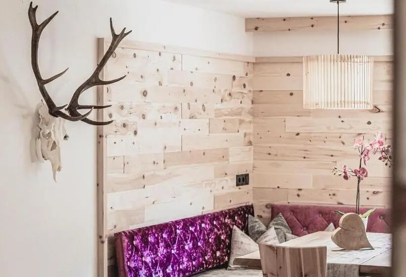 デラックススイート, Gästehaus Waldruh