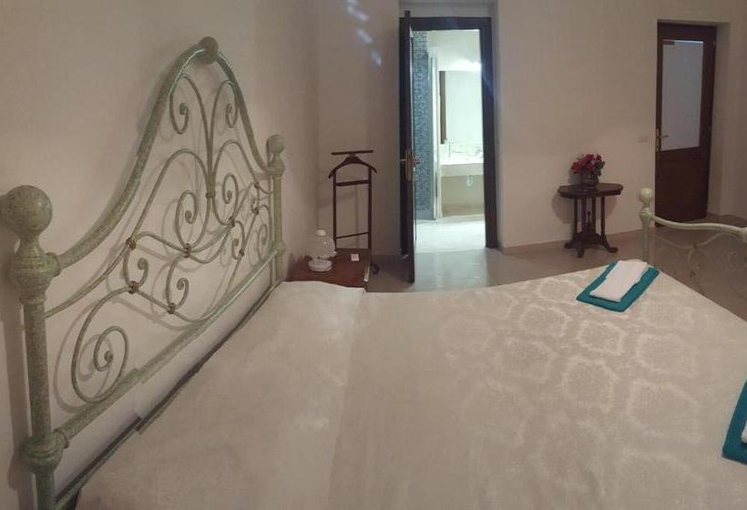 غرفة سوبيريور سرير كينج, Zia Mia B&b