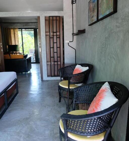 اتاق استاندارد با تخت بزرگ, Aonang Third Place Hometel