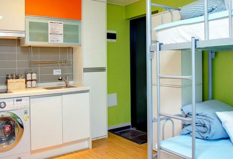 패밀리 룸, Bb Hongdae Hostel