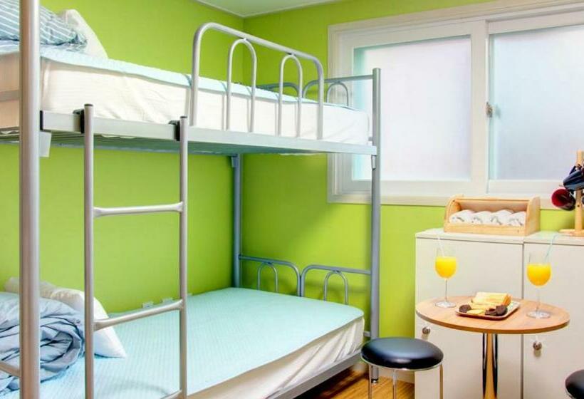 Quarto Familiar, Bb Hongdae Hostel
