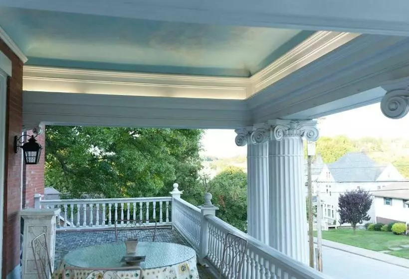 ハイドロマッサージバス付きスイート, South Broadway Manor B&b Near Fallingwater, Ohiopyle State Park, Hiking & Biking Trails Gap
