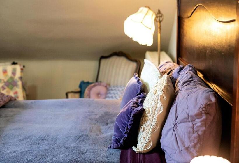 شقة 3 غرف, South Broadway Manor B&b   Near Fallingwater, Ohiopyle State Park, Hiking & Biking Trails Gap