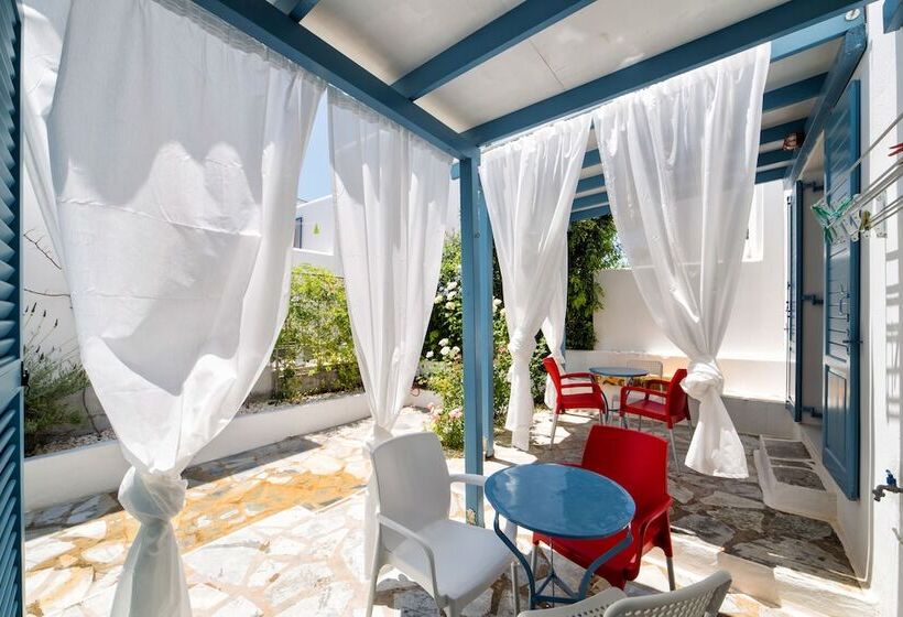 דירת חדר, Fivos Apartments