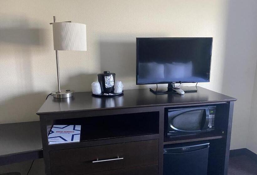 جناح سرير كينج, Americinn By Wyndham Hartford Sd