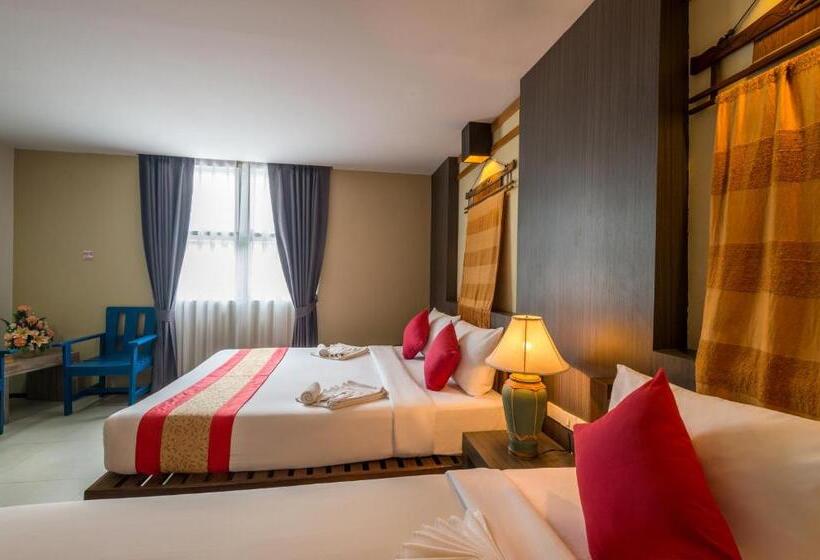 패밀리 룸, Baan Bandalay