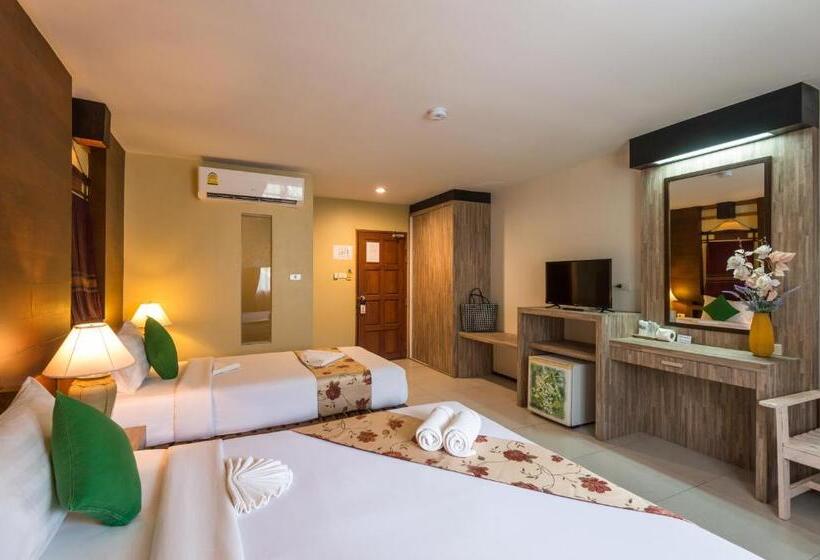 패밀리 룸, Baan Bandalay