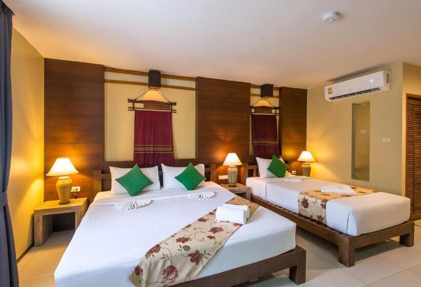 패밀리 룸, Baan Bandalay