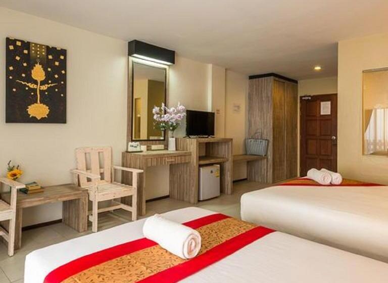 스탠다드 트리플 룸 테라스, Baan Bandalay