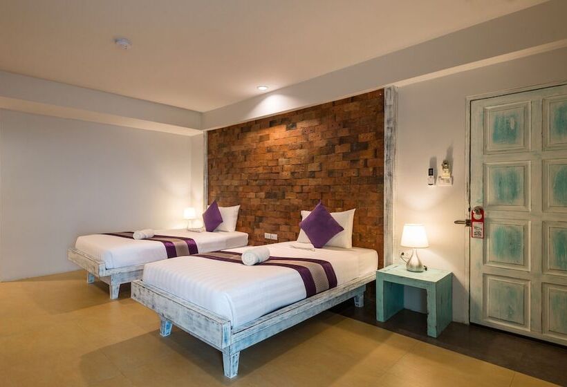 디럭스 룸, Baan Bandalay