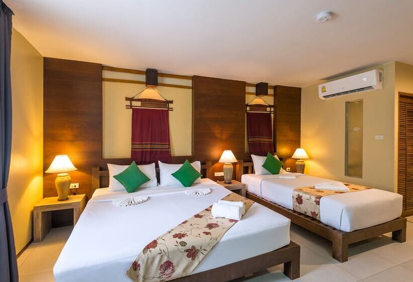 패밀리 룸, Baan Bandalay