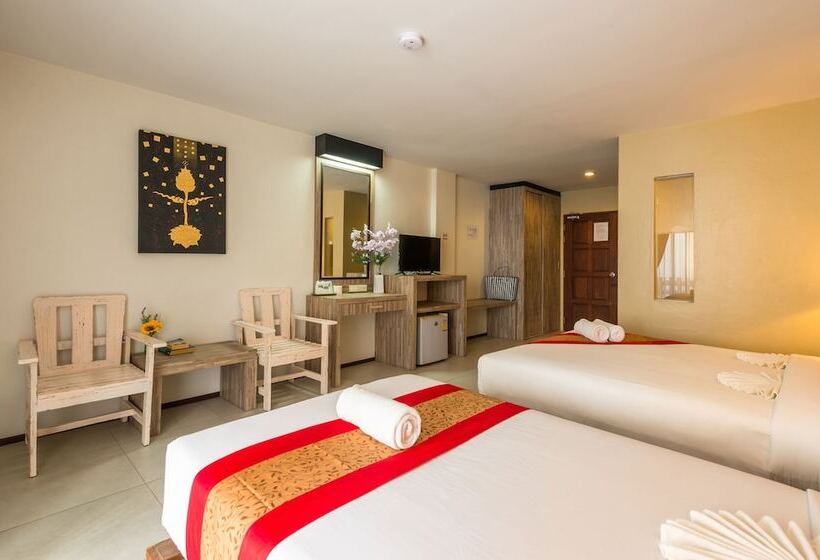 패밀리 룸, Baan Bandalay