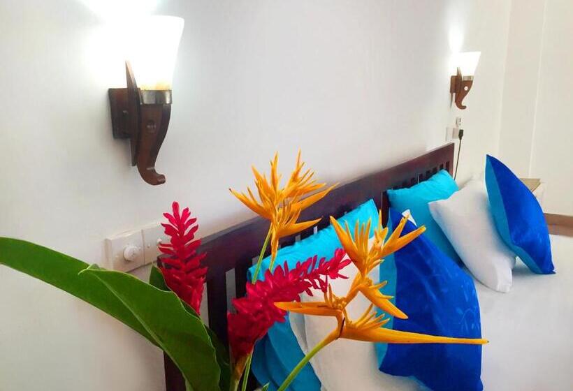 经济房, Blue Sky Beach Resort