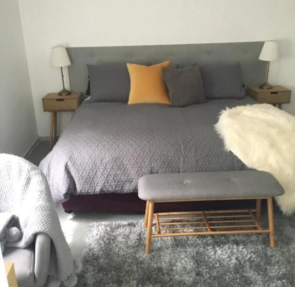 带大床的豪华间, Butlers Guesthouse