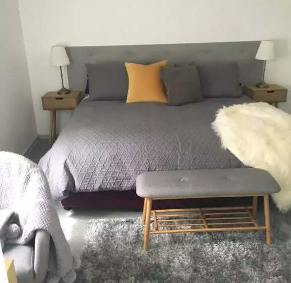 キングサイズベッドのデラックスルーム, Butlers Guesthouse