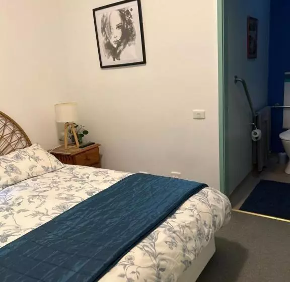 エコノミールーム, Butlers Guesthouse