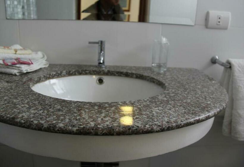 اتاق استاندارد, Casa Cesar