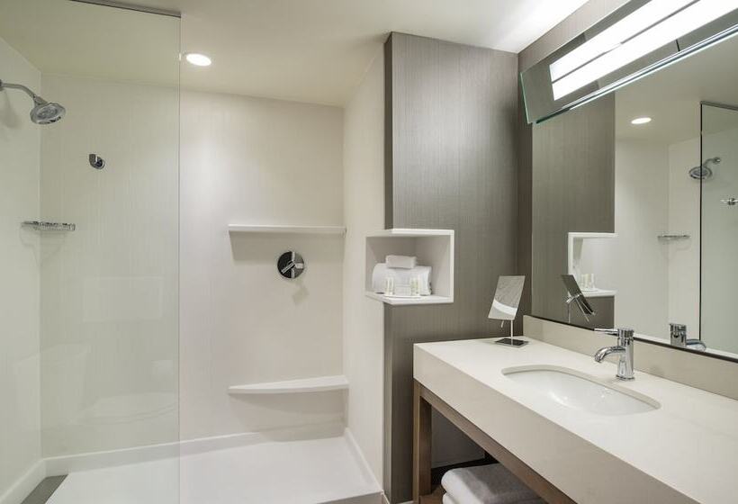 Quarto standard, Courtyard By Marriott Calgary South
