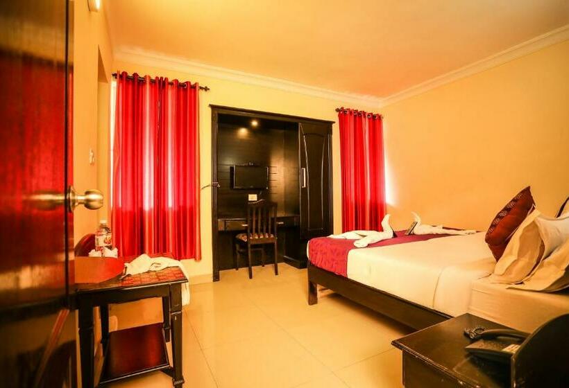 غرفة قياسية سرير كينج, Emerald Inn