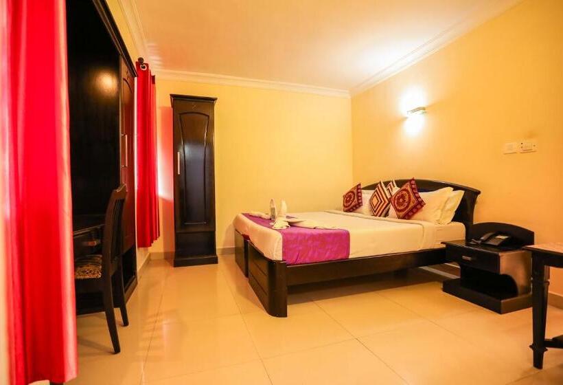 غرفة قياسية سرير كينج, Emerald Inn