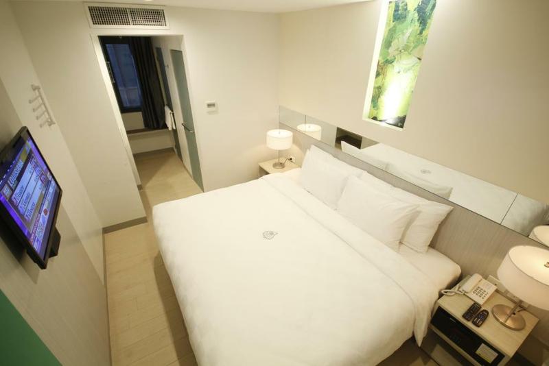 带大床的标准间, Go Hotels Ortigas Center