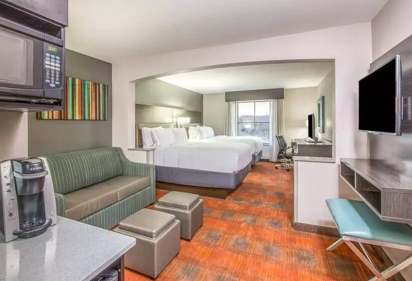 スイート, Holiday Inn Express Shawnee, An Ihg