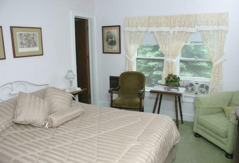 レイクビュースタンダードルーム, Inn At Starlight Lake & Restaurant