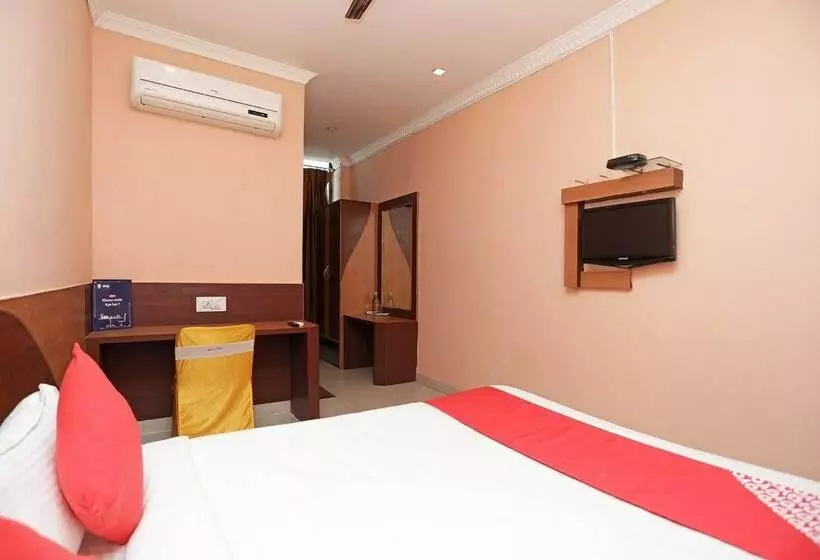 スタンダードルーム, Oyo Rooms Nayapalli