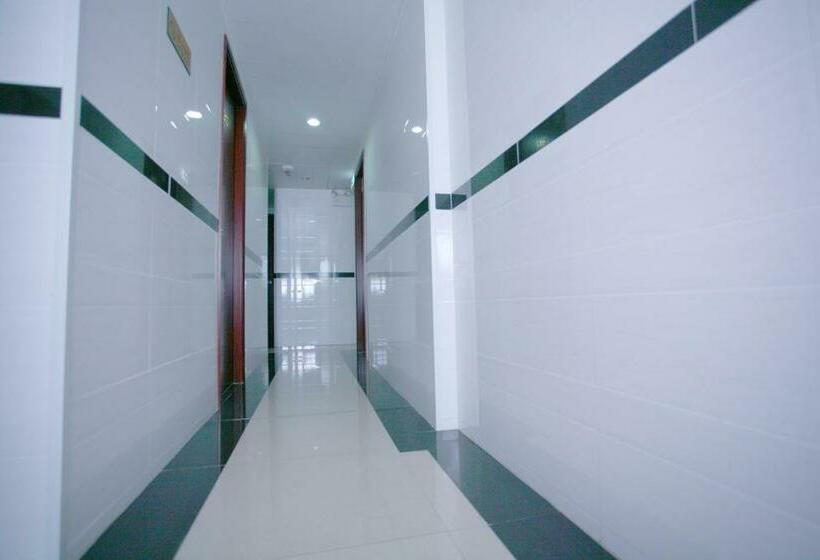 اتاق استاندارد, Strawberry Guest House