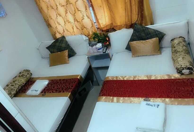 اتاق استاندارد, Strawberry Guest House