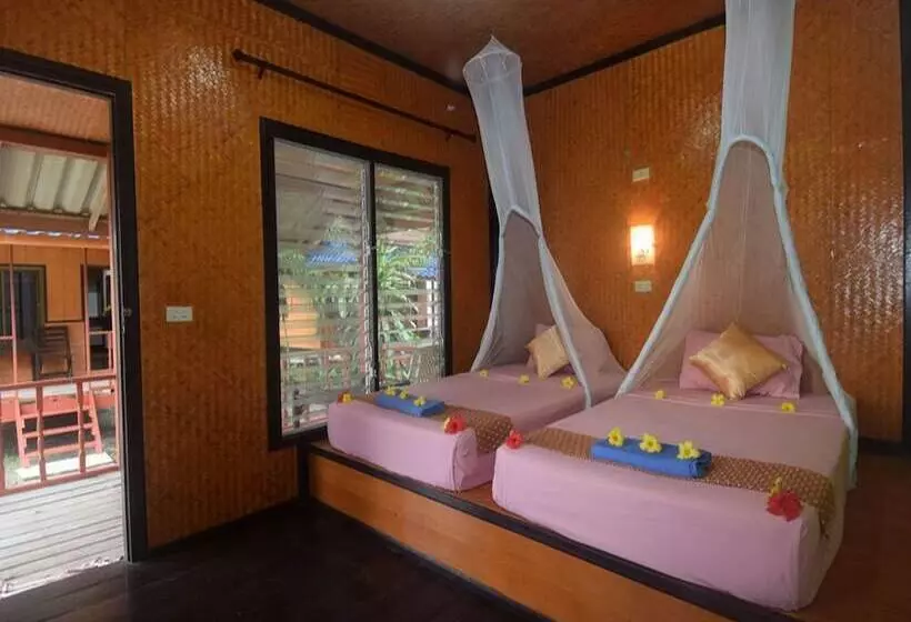 デラックスルーム, Lanta Long Beach Hostel