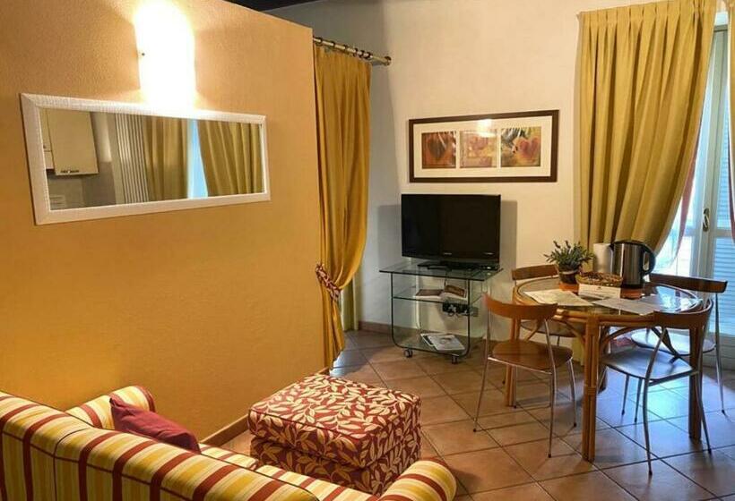 Студио Comfort, Loger Confort Residence & Apartments