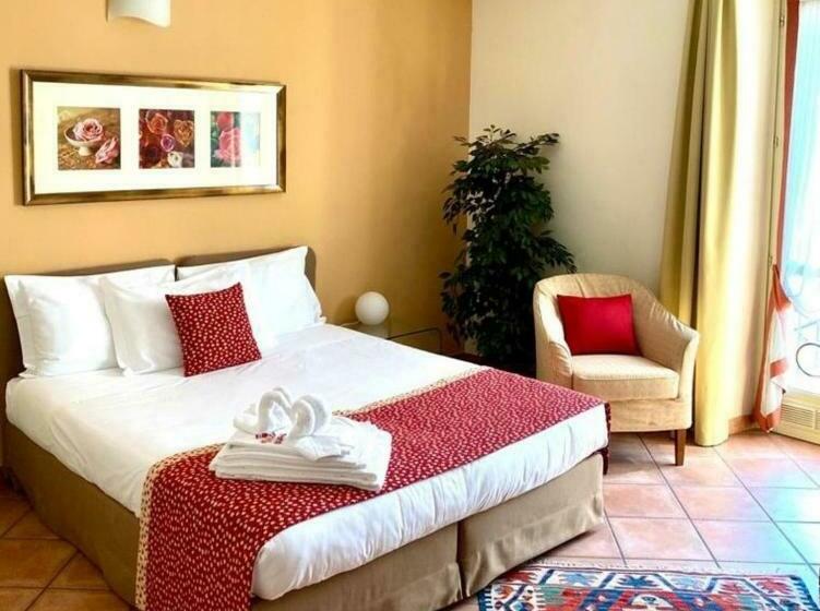 Студио Comfort, Loger Confort Residence & Apartments