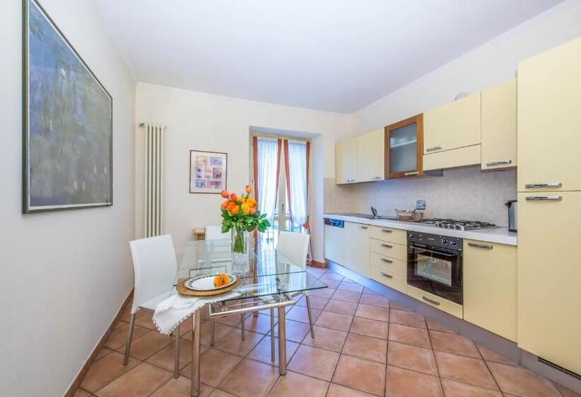 Президентский Люкс, Loger Confort Residence & Apartments