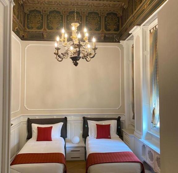 Президентский Люкс, Loger Confort Residence & Apartments