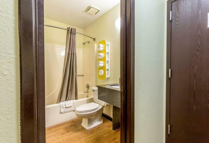 带大床的豪华间, Motel 6 Troy, Il