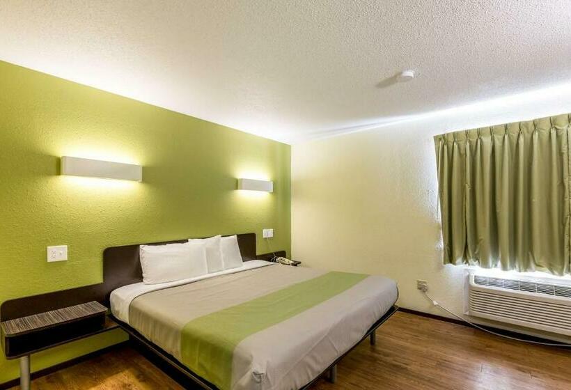 스탠다드 룸 킹사이즈 침대, Motel 6 Troy, Il