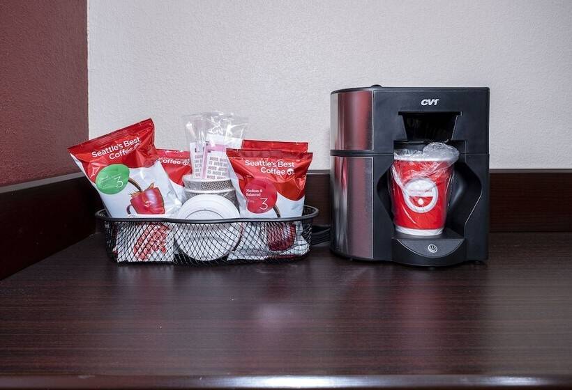 Номер Премиум, Red Roof Inn Plus+ Huntsville – Madison
