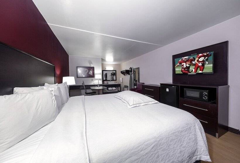 프리미엄 룸, Red Roof Inn Plus+ Huntsville – Madison