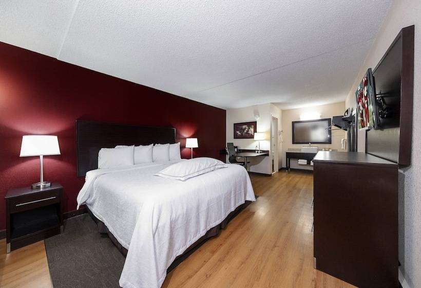 프리미엄 룸, Red Roof Inn Plus+ Huntsville – Madison