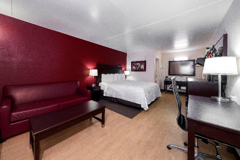 جناح سرير كينج, Red Roof Inn Plus+ Huntsville – Madison