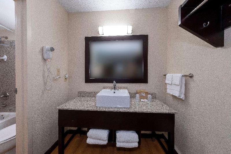 Люкс Кровать Кинг, Red Roof Inn Plus+ Huntsville – Madison