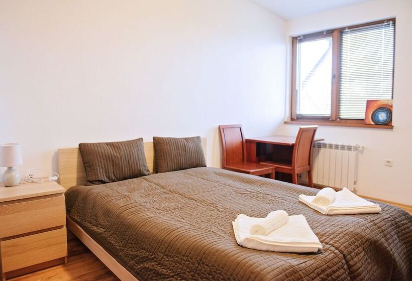 Economy Studio, Mountain View Apart