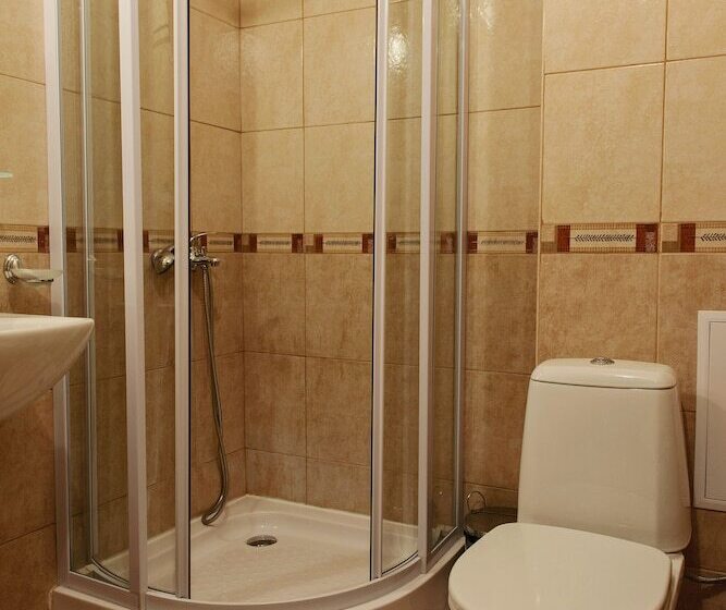 1 Bedroom Economy Apartment, Mountain View Apart